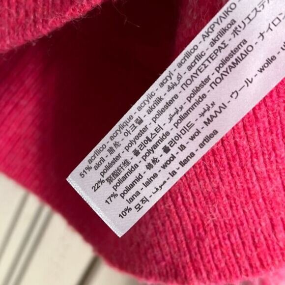 Zara size small bright pink floral cropped sweater - Picture 3 of 3